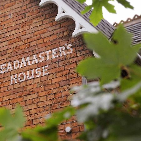 The Cholmondeley Arms Hotel Wrenbury Esterno foto