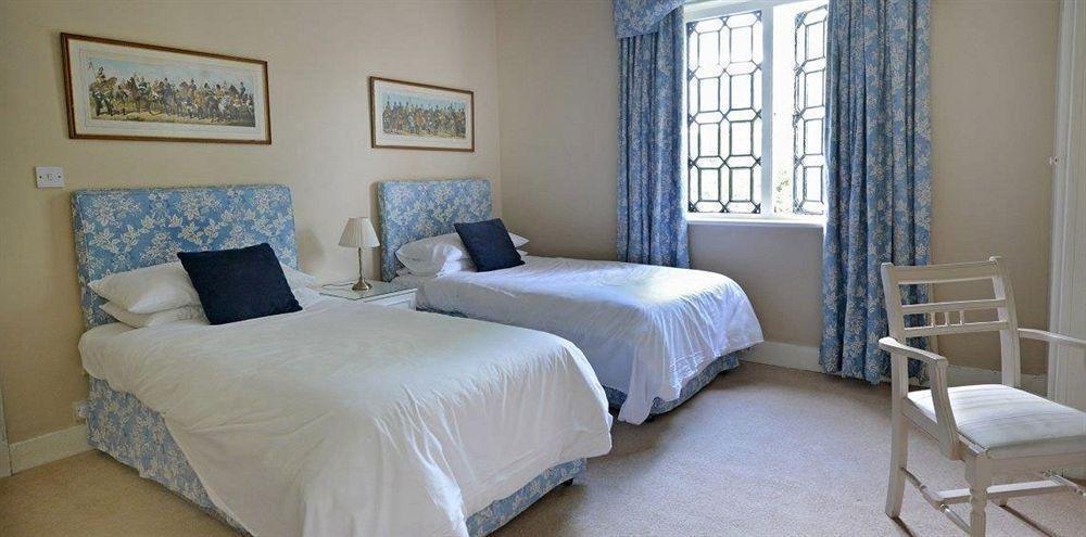 The Cholmondeley Arms Hotel Wrenbury Esterno foto