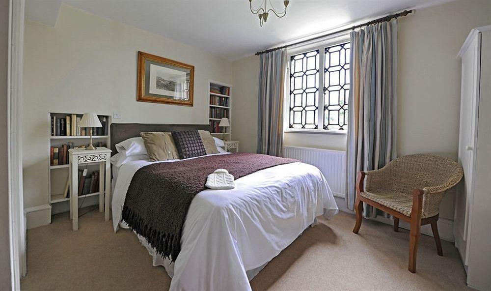 The Cholmondeley Arms Hotel Wrenbury Esterno foto